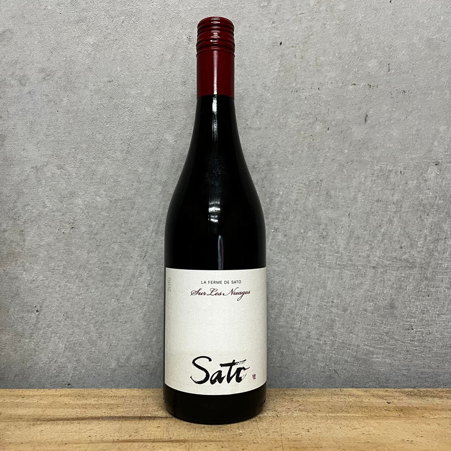 La ferme de sato les nuages pinot La ferme de stato central otago