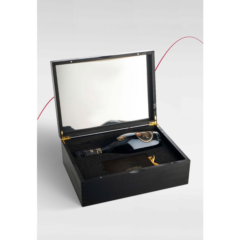 Giulio Ferrari DOC Riserva del Fondatore Extra Brut cofanetto legno - Lunelli